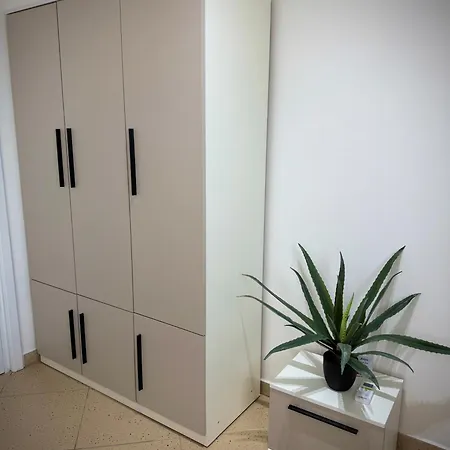 Pensjonat One Eforie Nord